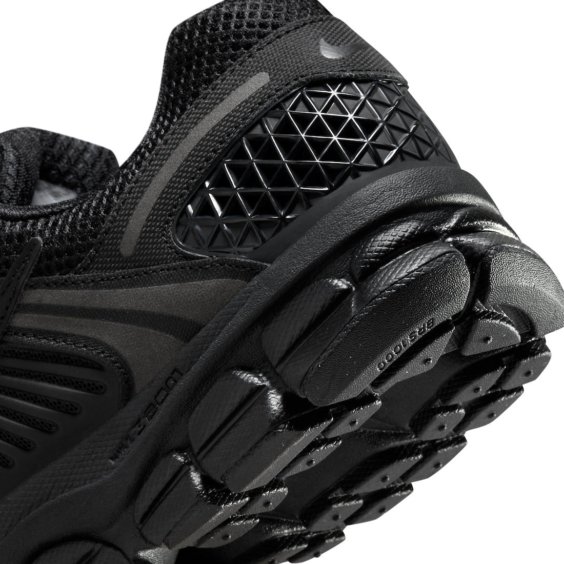 Nike Zoom Vomero 5 - Black/Black