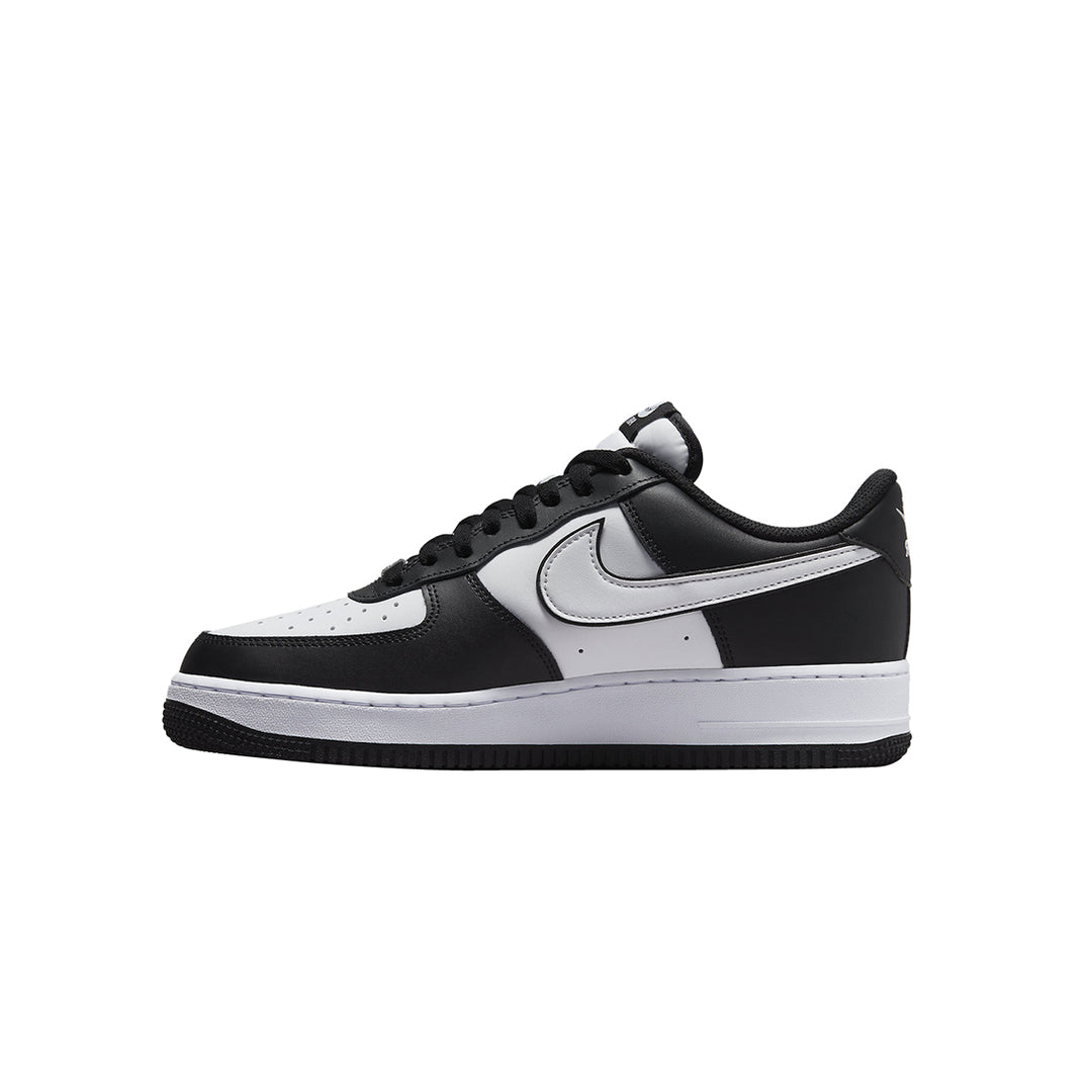 Air Force 1 07 - Black/White/Black