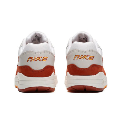 W Nike Air Max 1 87 Lx Nbhd - Sail/Rugged Orange-Lt Orewood Brn-Sundia